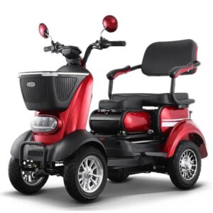 elektrinis keturratis su sėdyne ir atlošu, elektrinis keturratis su porankiais, elektrinis keturratis su krepšiu priekyje, elektrinis keturratis senjorams, elektrinis keturratis neįgaliesiems, mobilumo skuteris 4 ratai, elektrinis skuteris su sėdyne, stabilus elektrinis keturratis